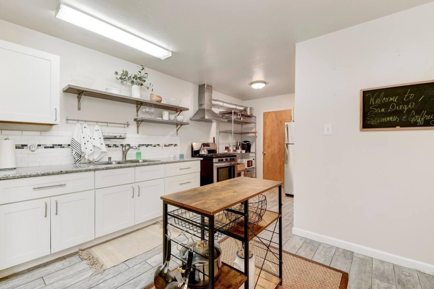 Perla D'Italia -1Br- Free Driveway Parking -1 Car Appartement San Diego Buitenkant foto